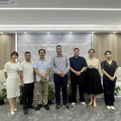 热烈欢迎韩国客户莅临樱桃免费视频实地考察，共商合作大计！