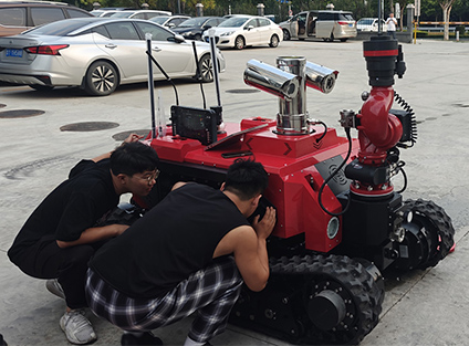 革新环保监测技术：樱桃免费视频樱桃视频免费仪携手机器人共绘化工园区绿色未来